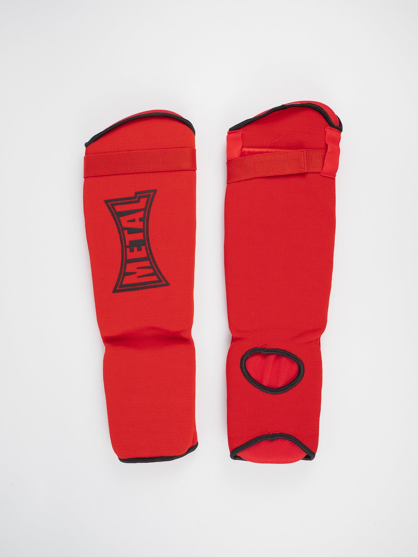 Schienbeinschoner mit Fußschutz als Socke Metal Boxe aus Baumwolle