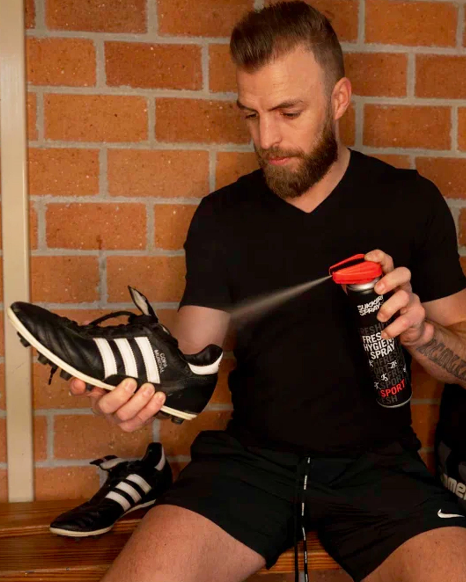 Sukkiri Desinfektionsspray 300ml für Sportausrüstung