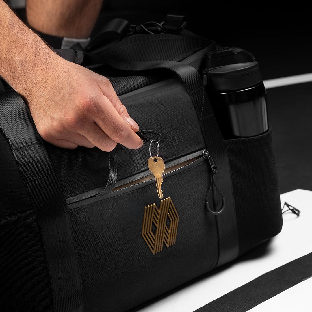 Vista trasera del bolso de lona Mayweather Airstream con correas de Cordura