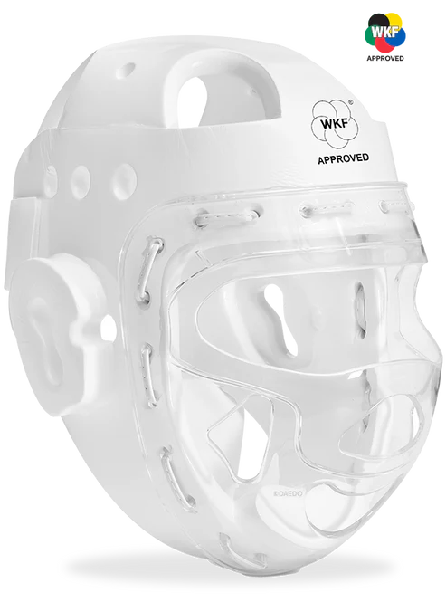 WKF menyetujui helm Karate Daedo dengan visor transparan untuk kategori U-14, tampak depan.