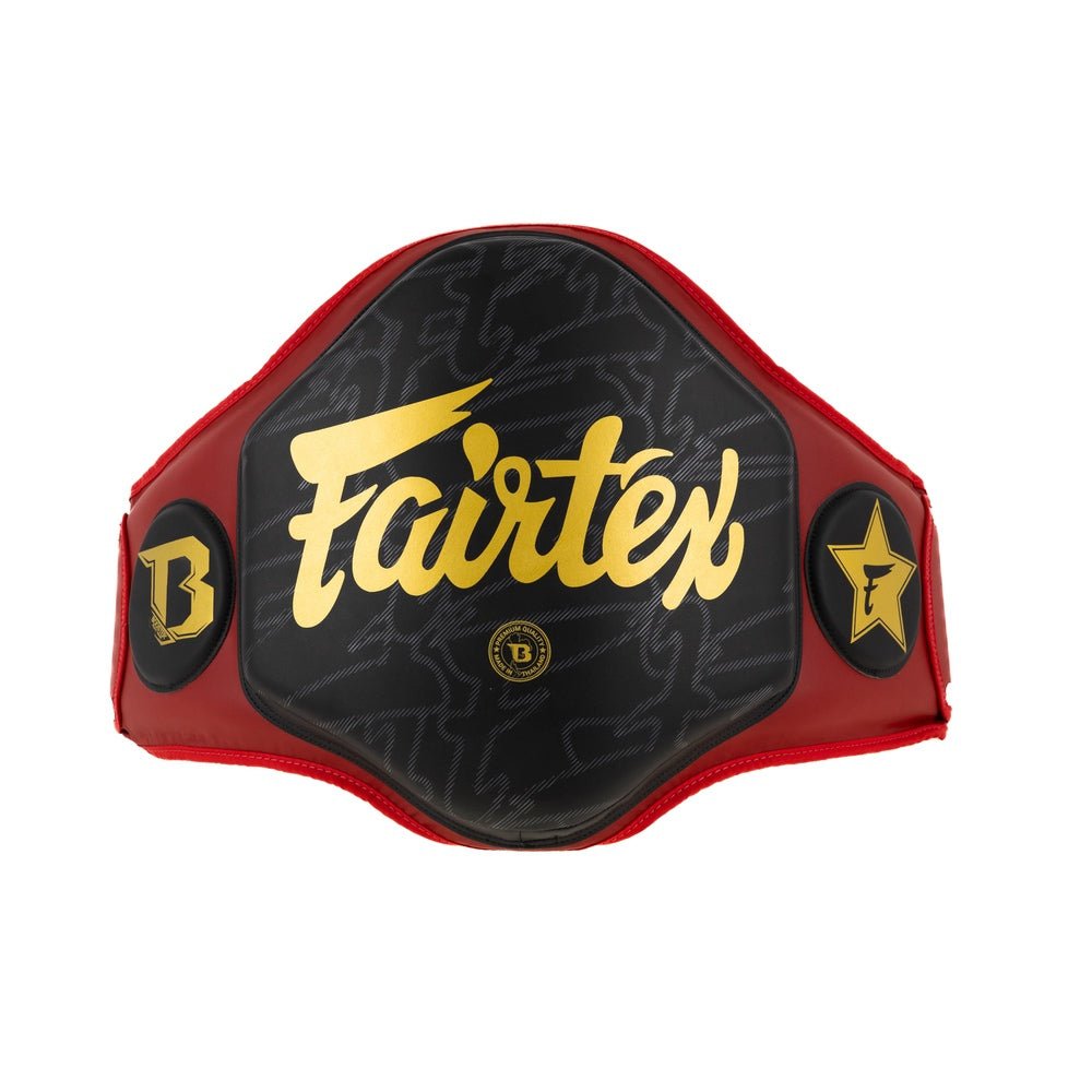 Красный ремень FXB Fairtex из искусственной кожи для единоборств