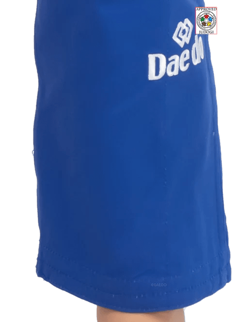 Detalle de los pantalones aprobados por la IJF en el Judogi Blu Daedo 750g
