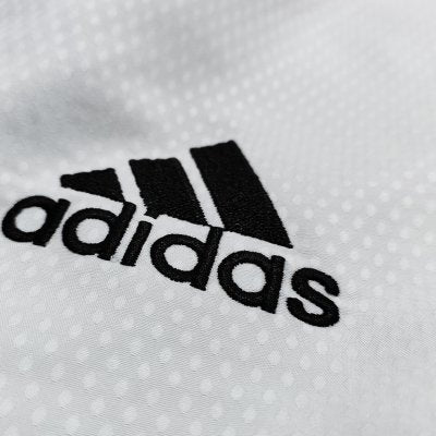 Dobok con rayas Adidas Cuello Negro Luchador