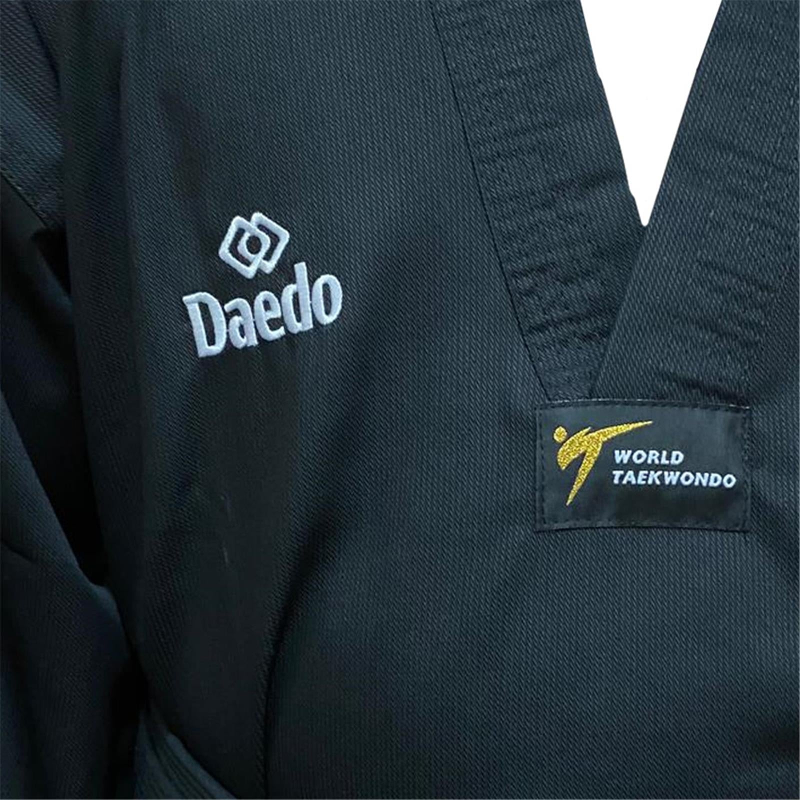 DOBOK negro con bordado en la espalda TAEKWONDO aprobado WT