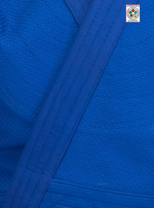 Uniforme completo de Judo Daedo en color azul con chaqueta y pantalón resistente.