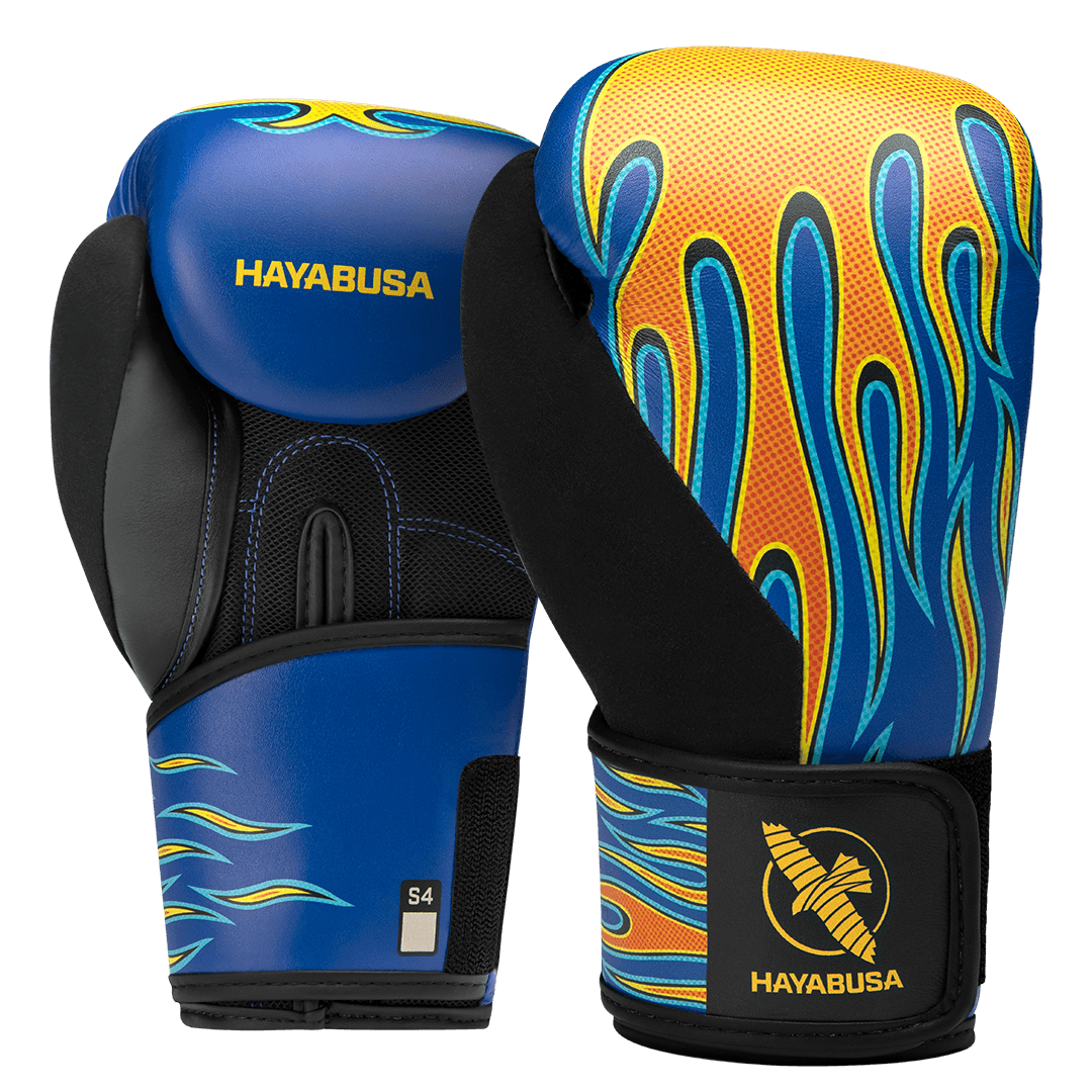 Par de luvas de boxe Hayabusa S4 Youth Epic para crianças com gráficos de chamas vermelhas e laranja