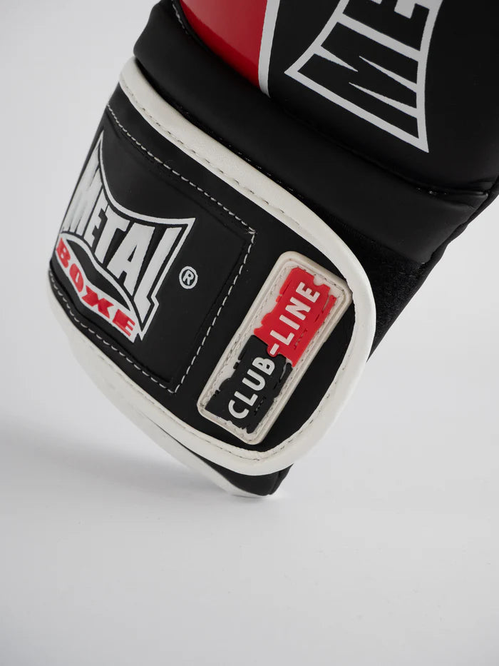 Vista laterale dei guantoni Metal Boxe Club Line, focus sulla chiusura velcro e supporto polso