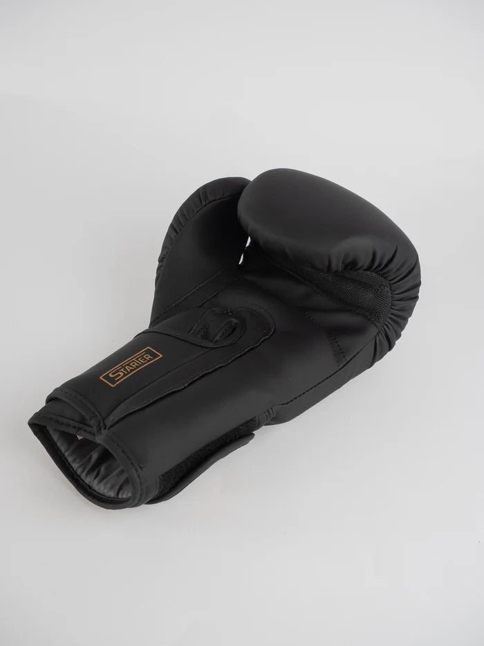 Vista da palma das luvas Metal Boxing Starter em ouro preto, ventilação e conforto