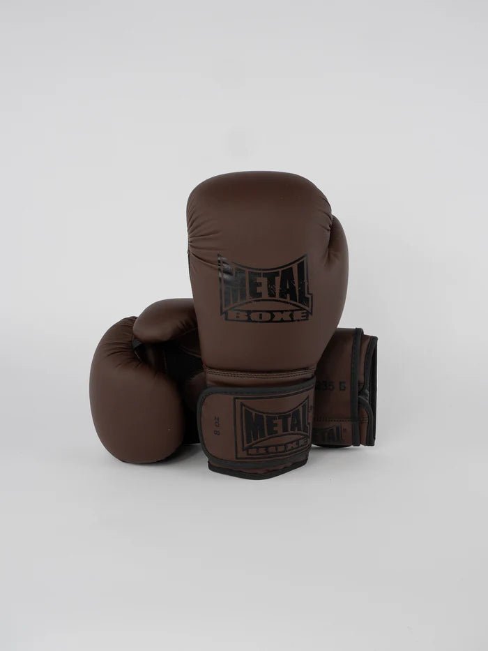 Front view of Metal Boxing Steel Brown gloves in black and brown vintage style