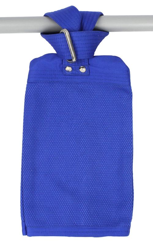 Vista di un singolo Judo Grip Trainer Moskito Multi blu in tessuto Gi pesante