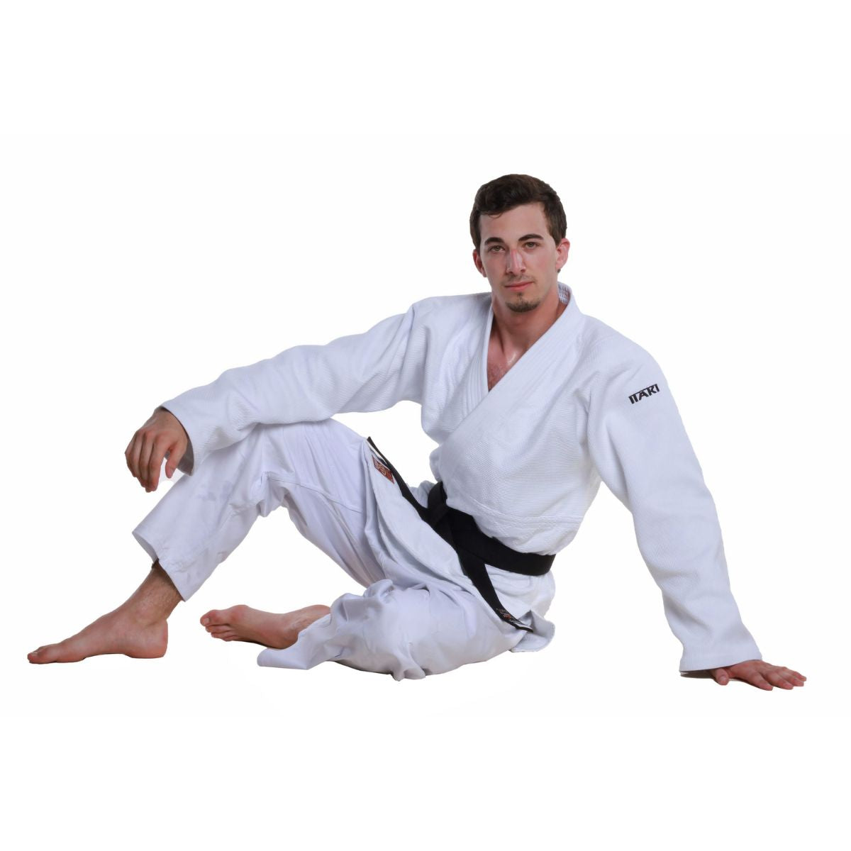 Judogi de entrenamiento Itaki Ganador 750gr