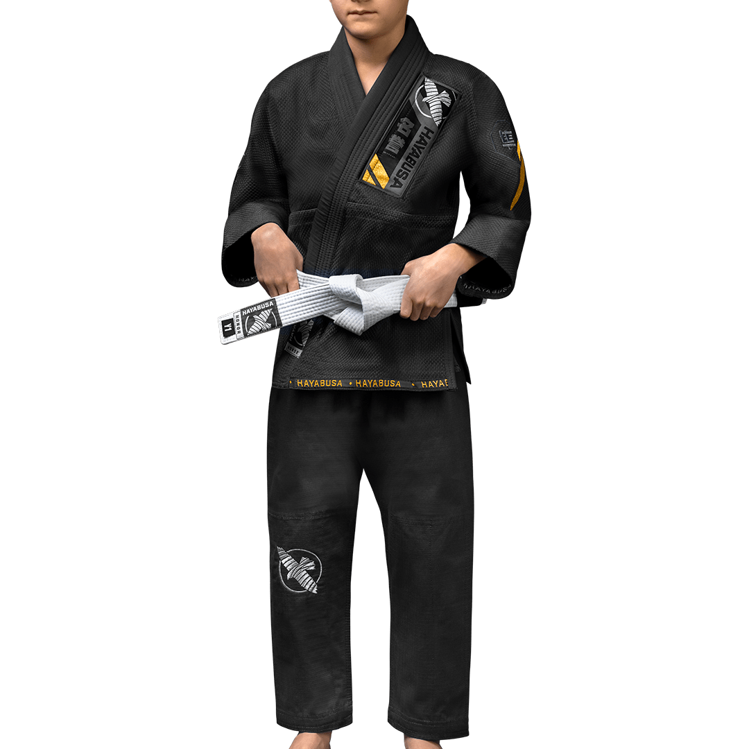 Vista frontal del kimono negro Hayabusa Ascend Youth BJJ con bordado en contraste