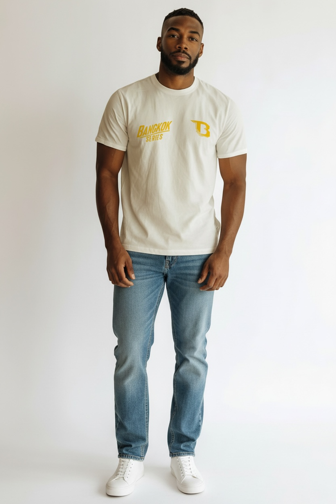 T Shirt Booster Bangkok Series bianco indossata