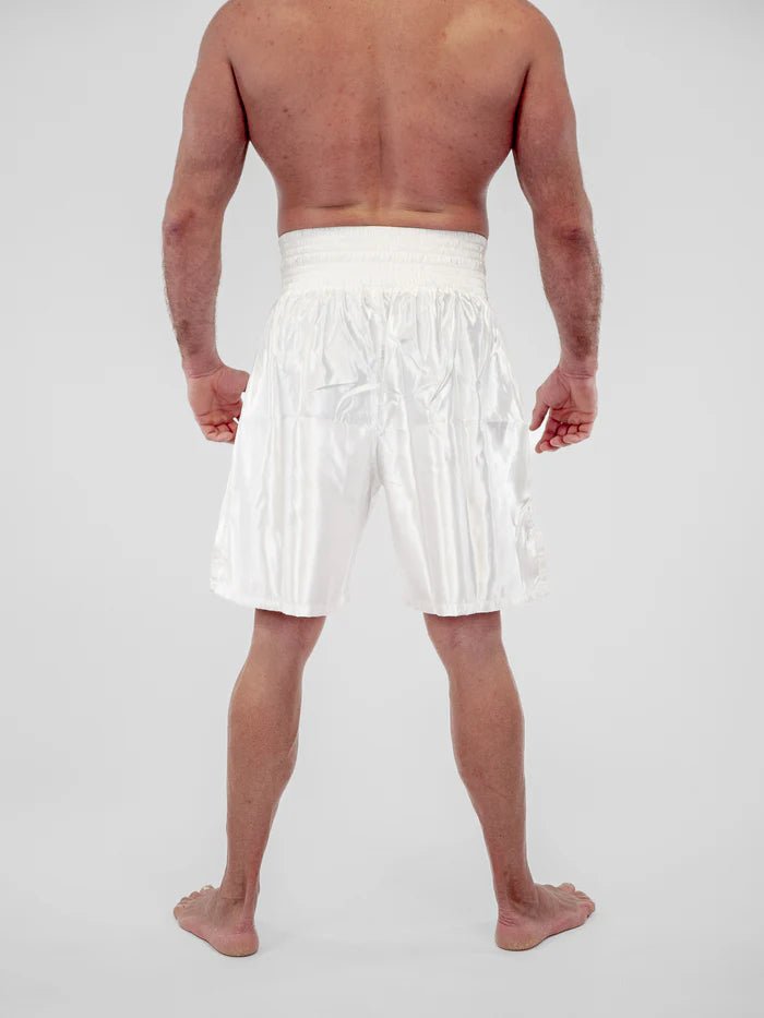 Vue arrière short de boxe Pro Line blanc coupe longue traditionnelle