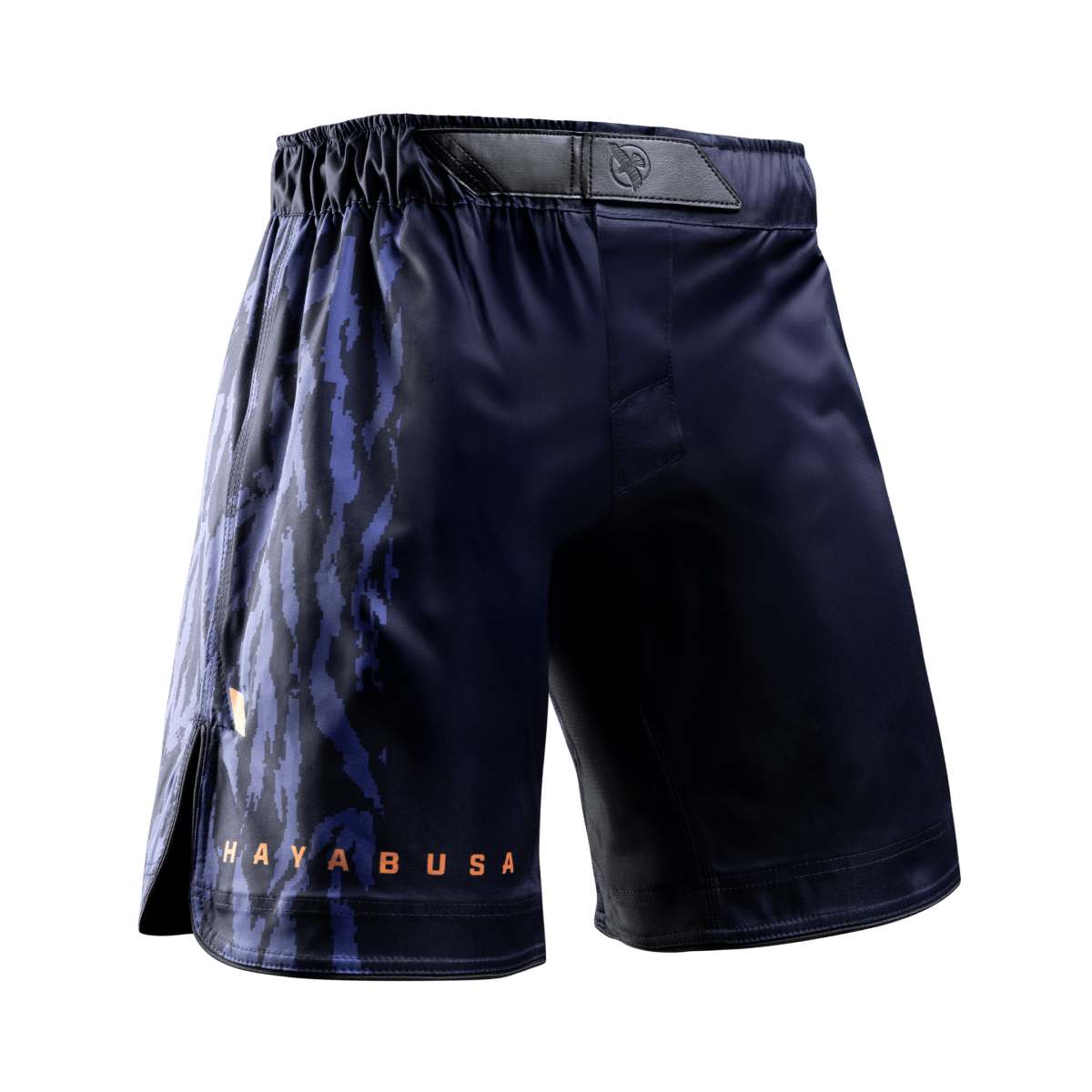 Vista frontal del short azul Hayabusa Apex Full-Length MMA, cintura forrada de silicona antideslizante