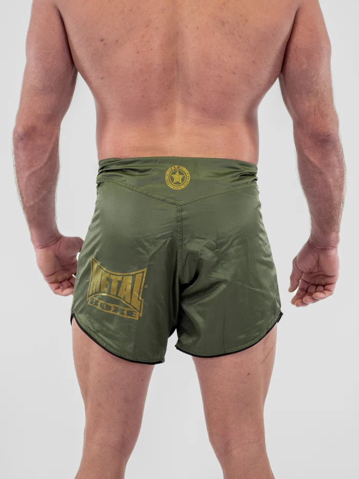 Vue arrière du short de combat militaire de boxe en métal, conception ergonomique