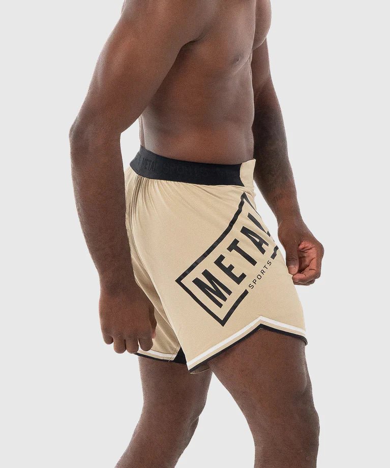 Dettaglio dell'elastico e del tessuto tecnico dei pantaloncini Metal Boxe.