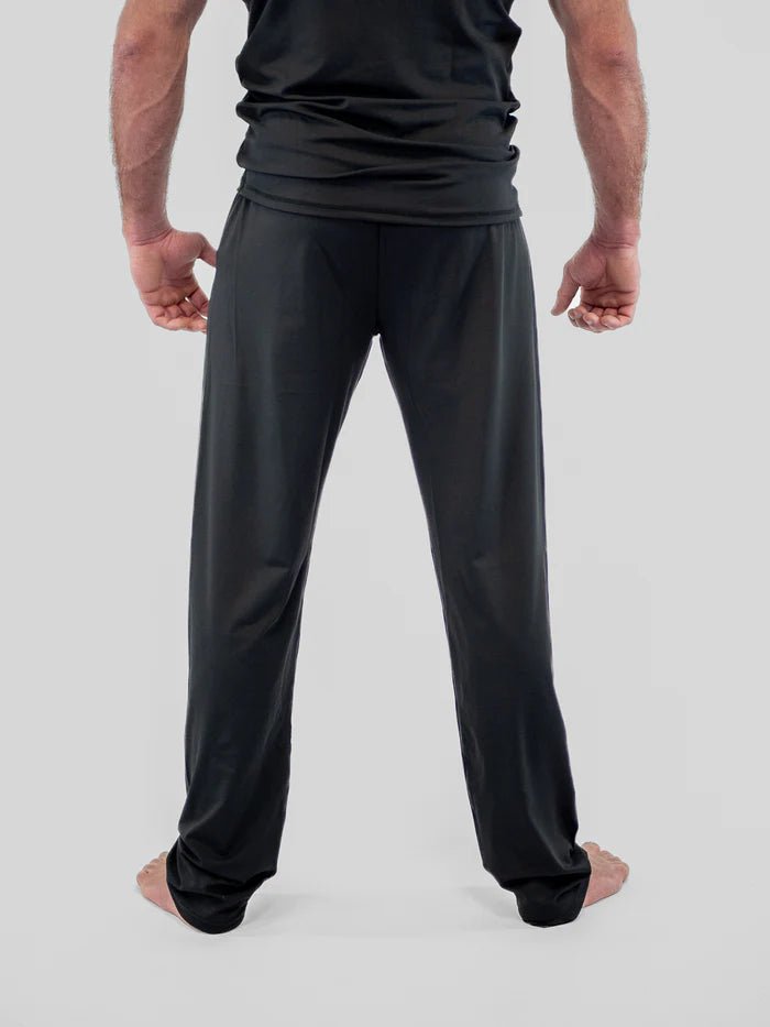 Pohled zezadu Savate Metal boxerské kalhoty černé ergonomie a pohodlí