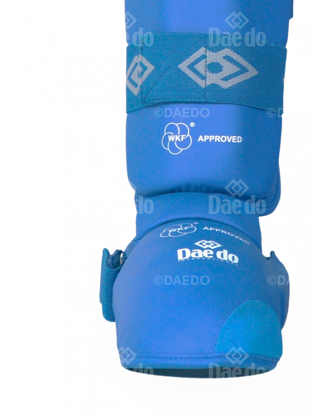 Espinillera WKF Karate Daedo