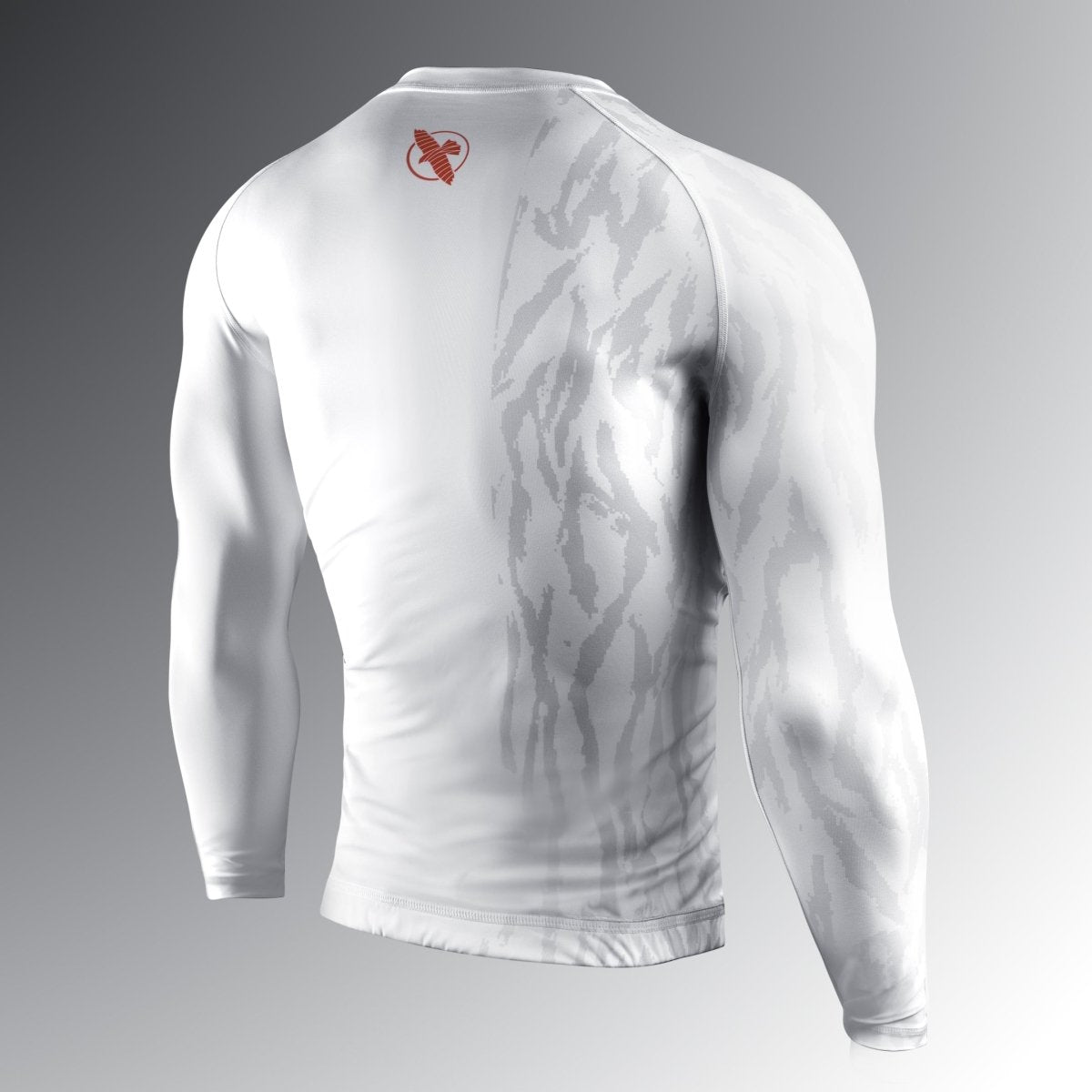 Vista trasera de la lycra Hayabusa Apex blanca, diseño transpirable y protector