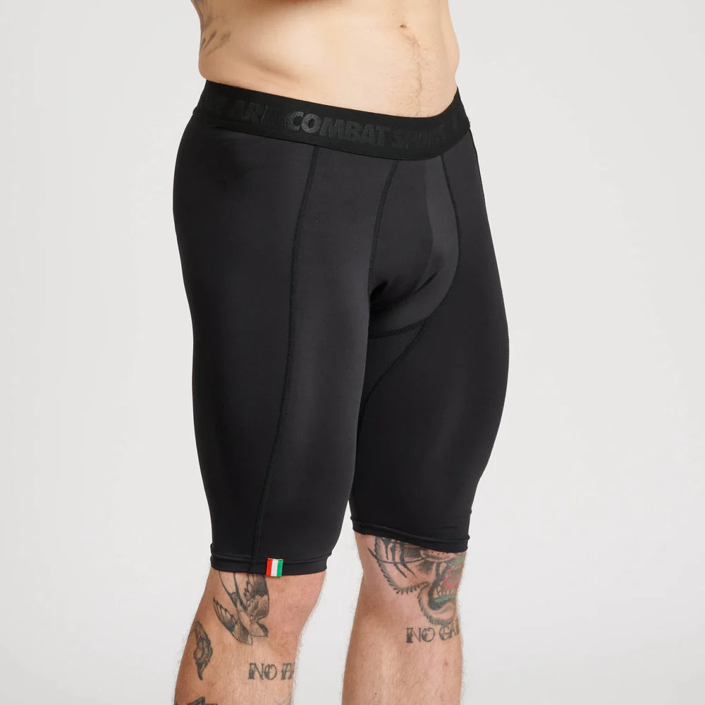 Pantalones cortos de compresión Leone DNA | Pantalones ajustados para entrenamiento negro oro
