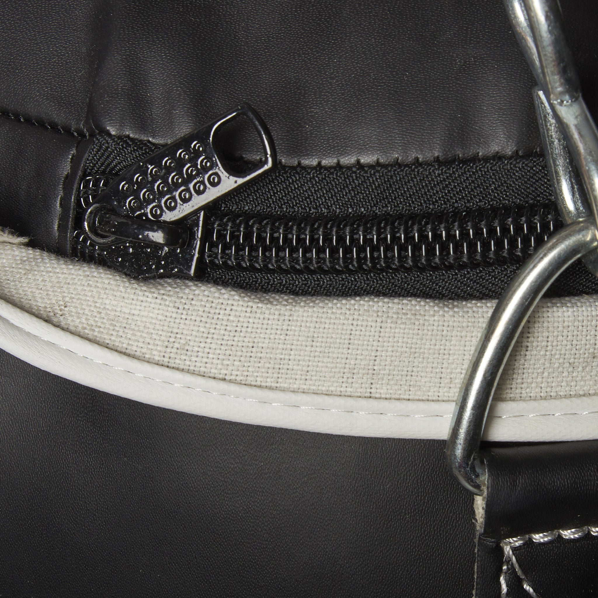 Leone Pro Training Punching Bag