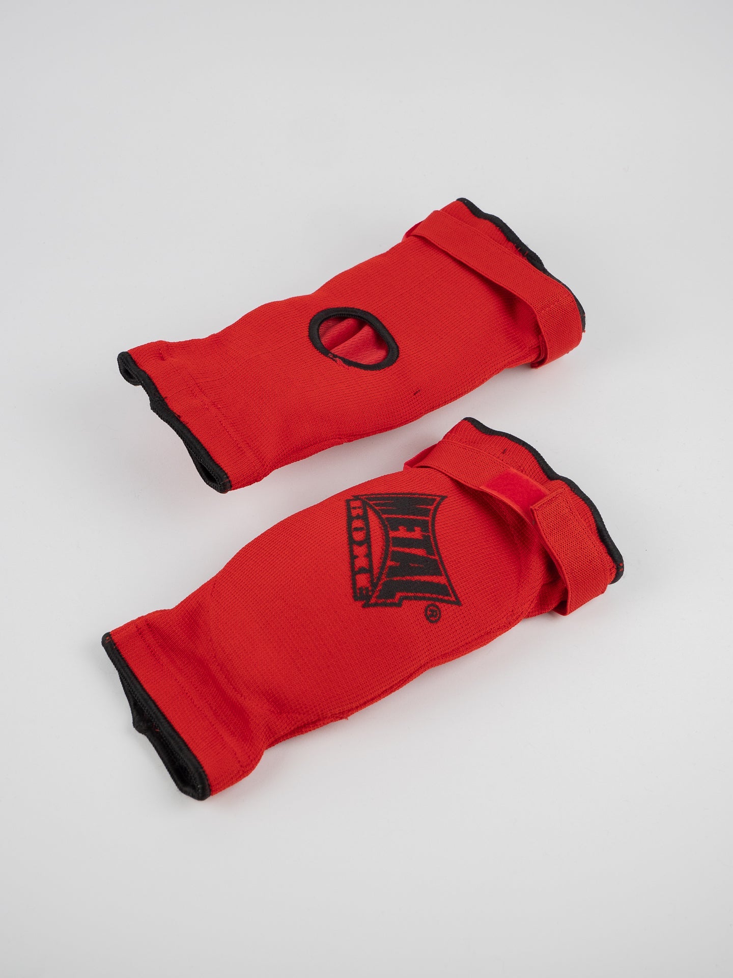 Elastische Ellenbogenbandage Metal Boxe – Anatomischer Schutz aus Baumwolle