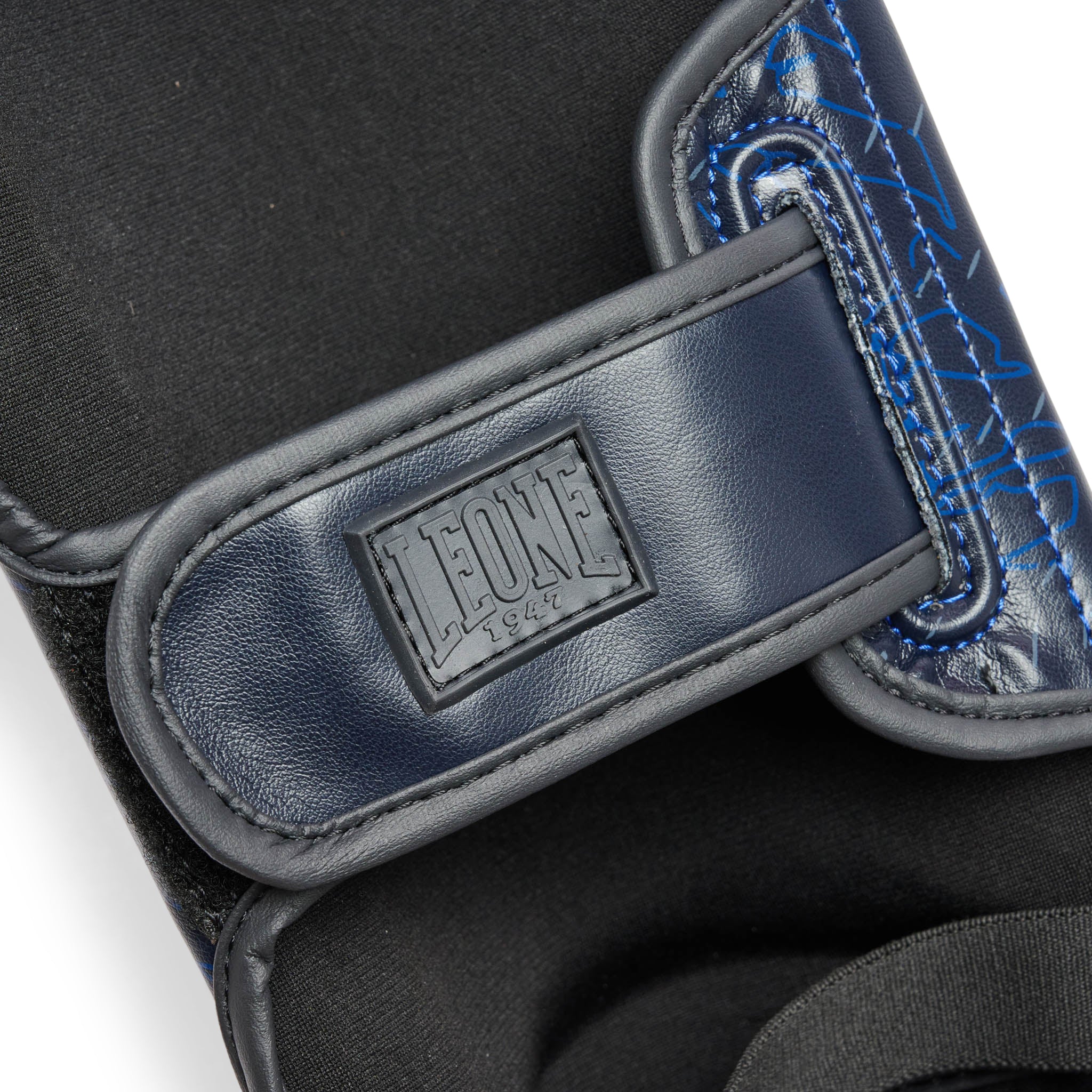 Leone Primal Instinct shin guard 