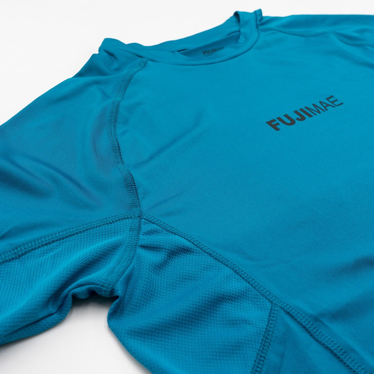 Camiseta ajustada de manga corta para entrenamiento