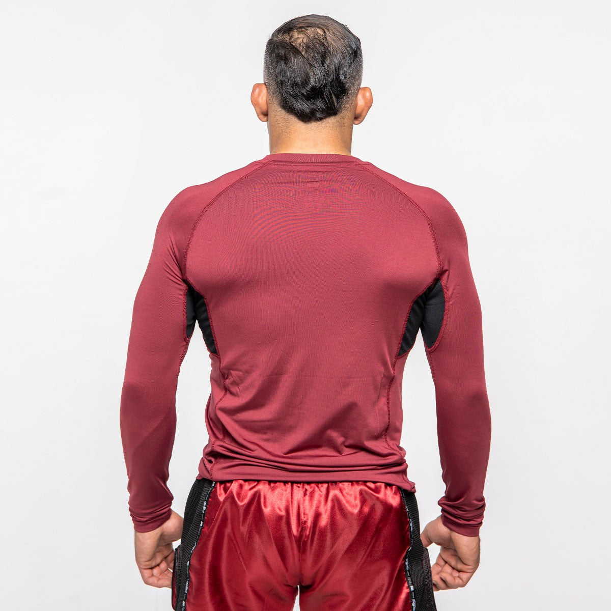 Camiseta ajustada de manga larga Fujimae