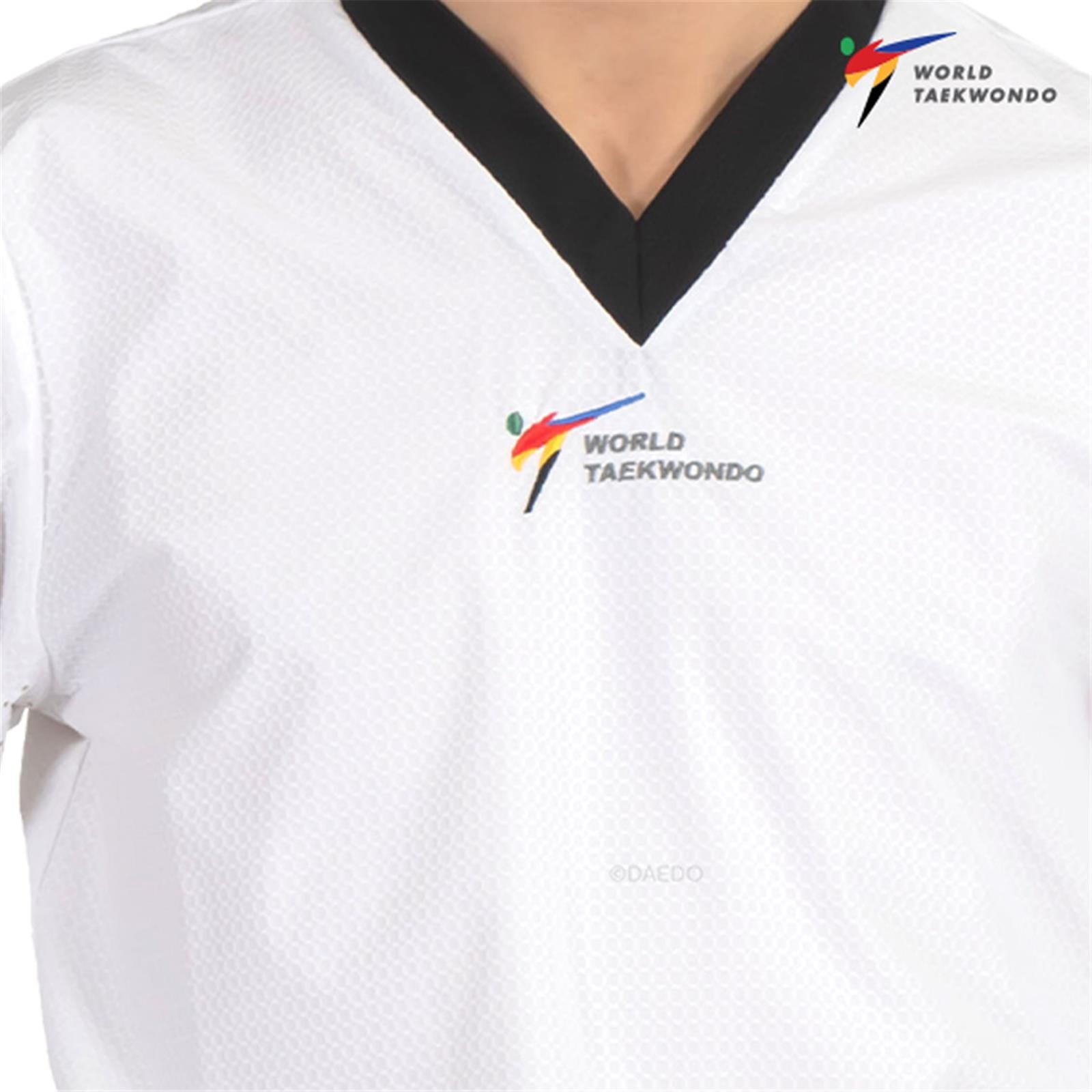 Dobok Cuello Negro Daedo Nueva Competencia