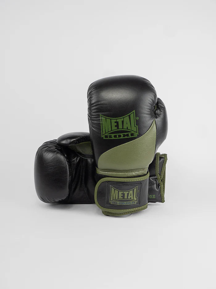 Vista frontale dei guantoni Metal Boxe Omega in pelle nero e khaki