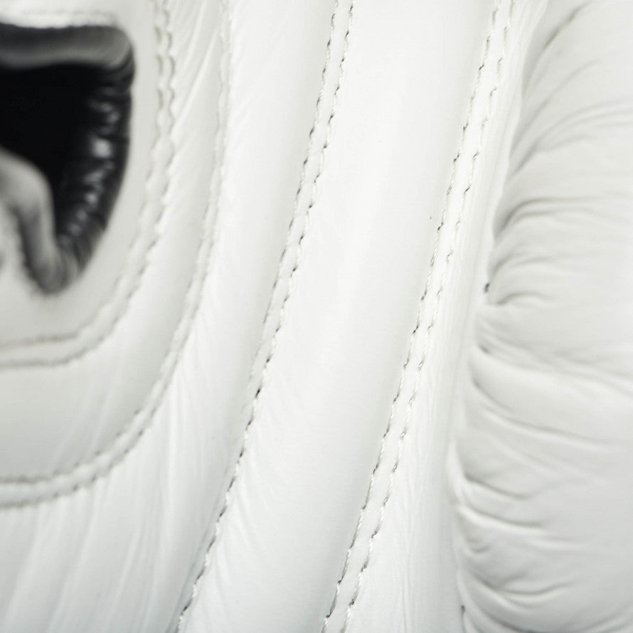 Guantes con cordones Leone Shock Boxeo Plus