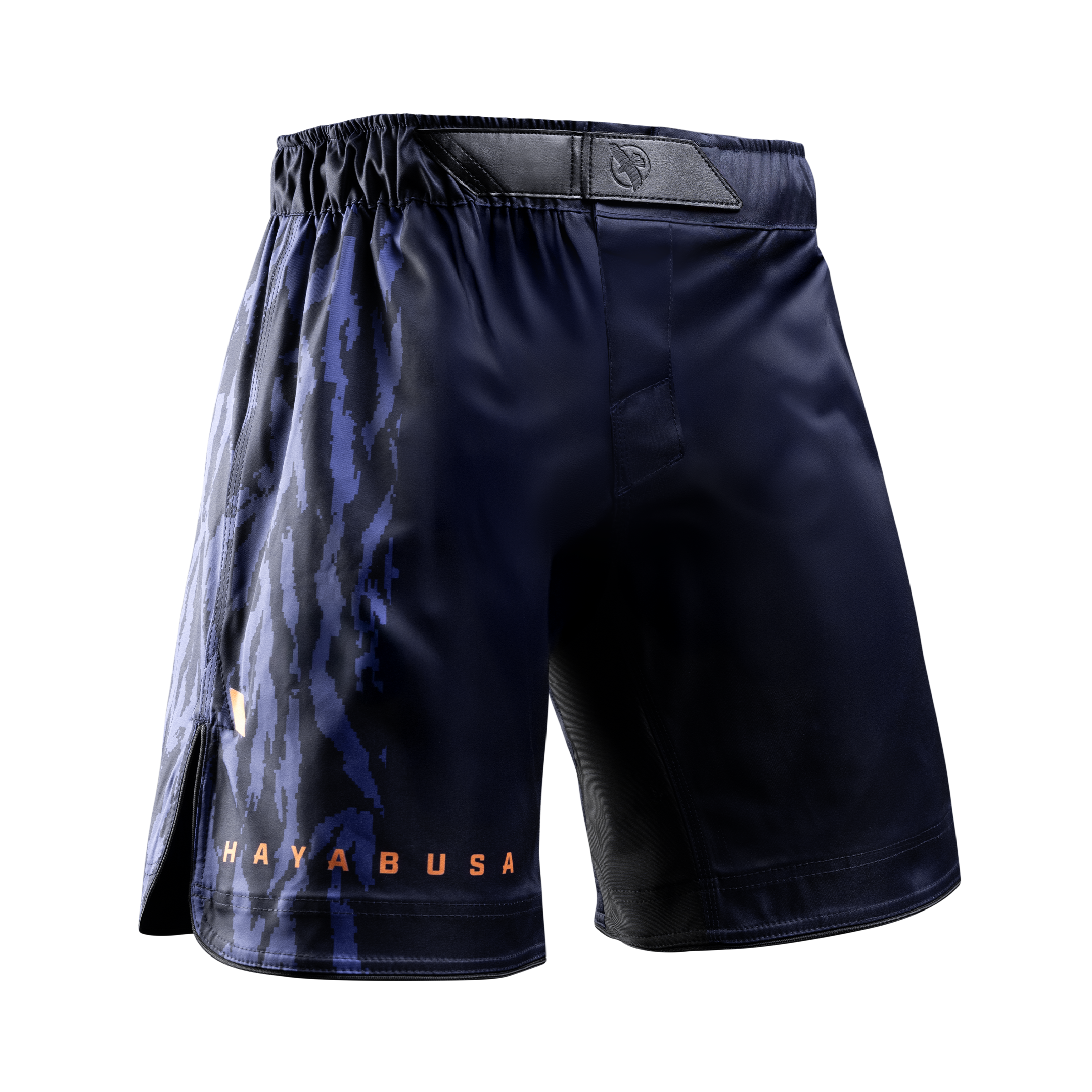 Vista frontale dei pantaloncini MMA Hayabusa Apex 3/4 blu, girovita foderato in silicone antiscivolo