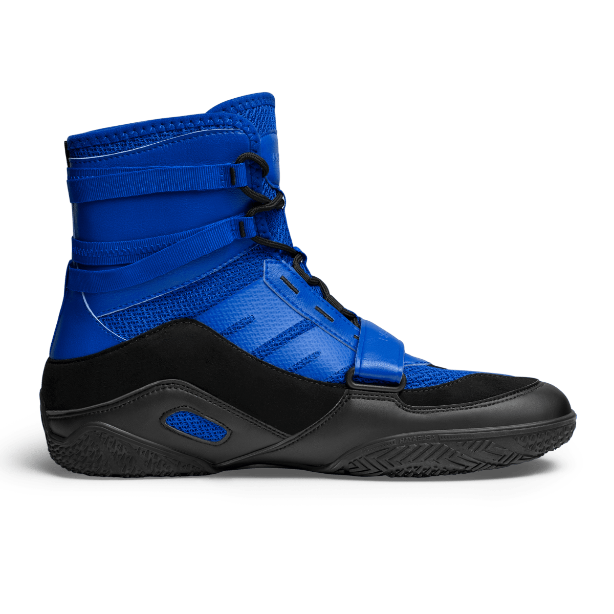 Profil samping sepatu Hayabusa Strike berwarna biru memperlihatkan logo samping